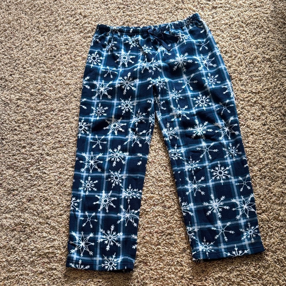 Women’s Pajamagram Blue Snowflake Fleece Pants - Large